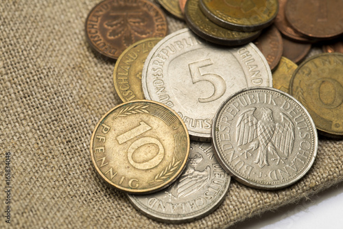 Tableau sur toile Old German Currency - Deutsche Mark und Pfennige