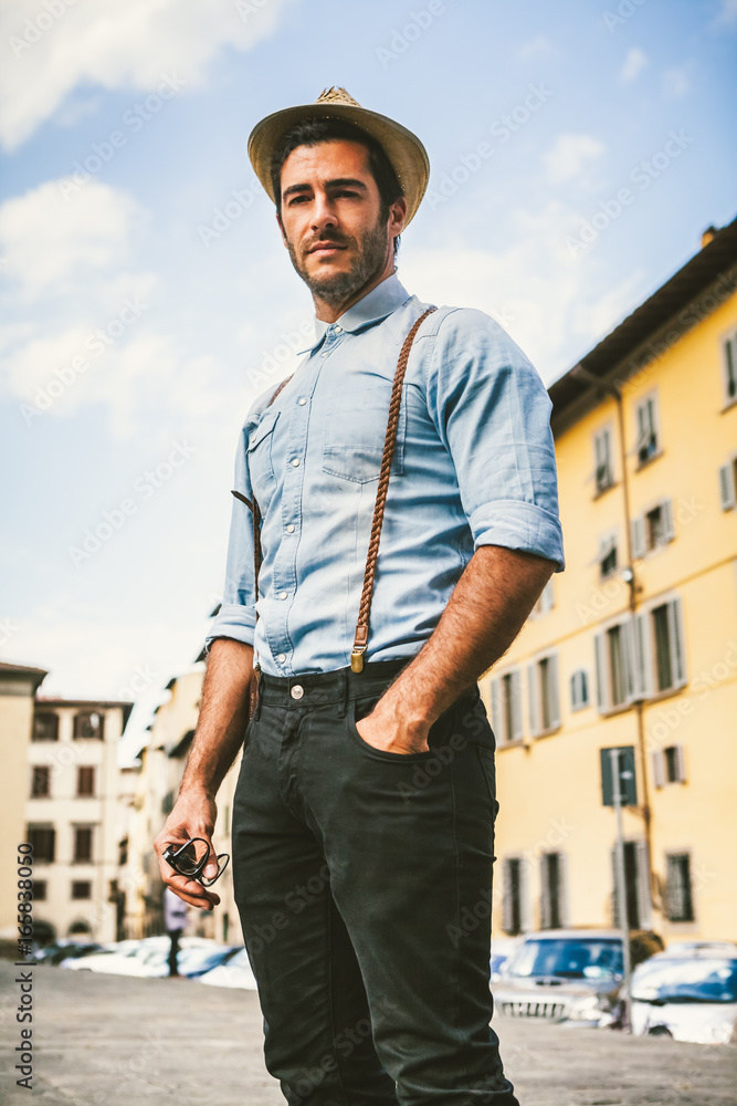 Old italian man hat sales