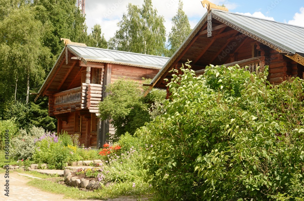 Village de Verkhnie Mandrogui (Russie)