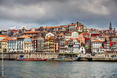 Porto, Portugal © mehdi33300