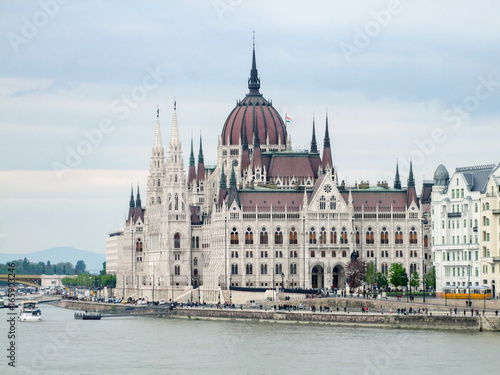 Hungarian Parliament Building © PRILL Mediendesign