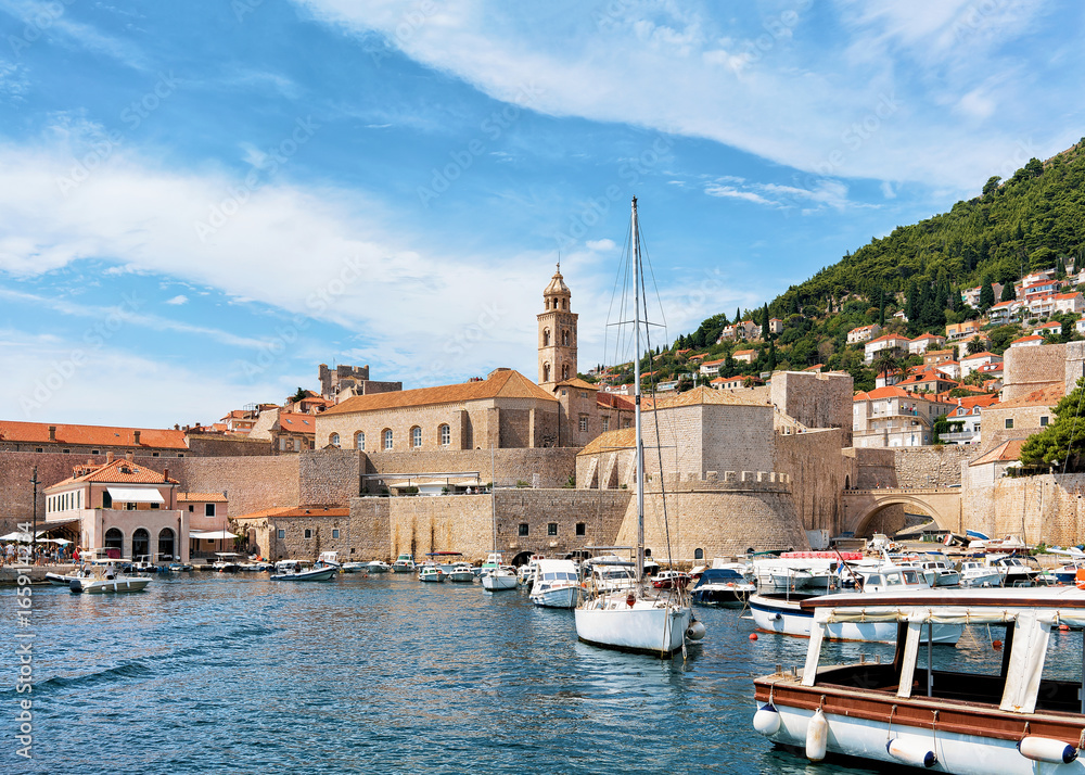 Fototapeta premium Boats in Old port at Dubrovnik Croatia