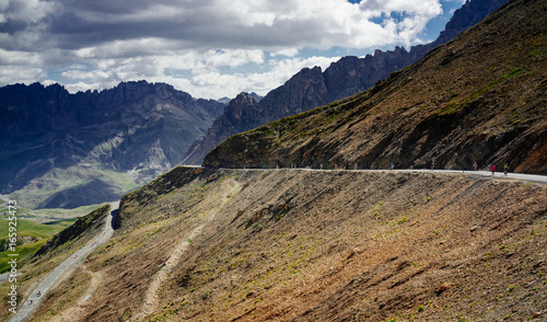 Fotografija Serpentine mountain road. Col du Galibier, France