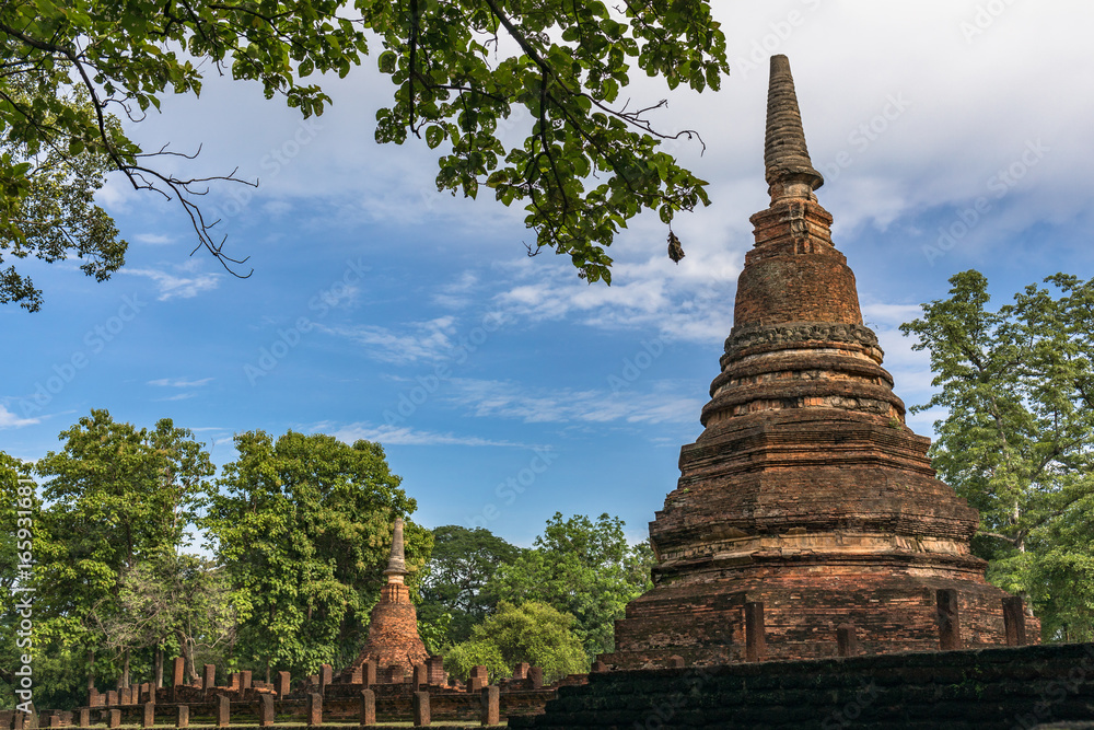 Buddha Statue (Wat Phra Kaeo) In KamphaengPhet Historical Park, Thailand.