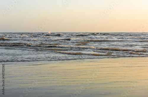 Fototapeta Naklejka Na Ścianę i Meble -  Sea coast, beach at morning