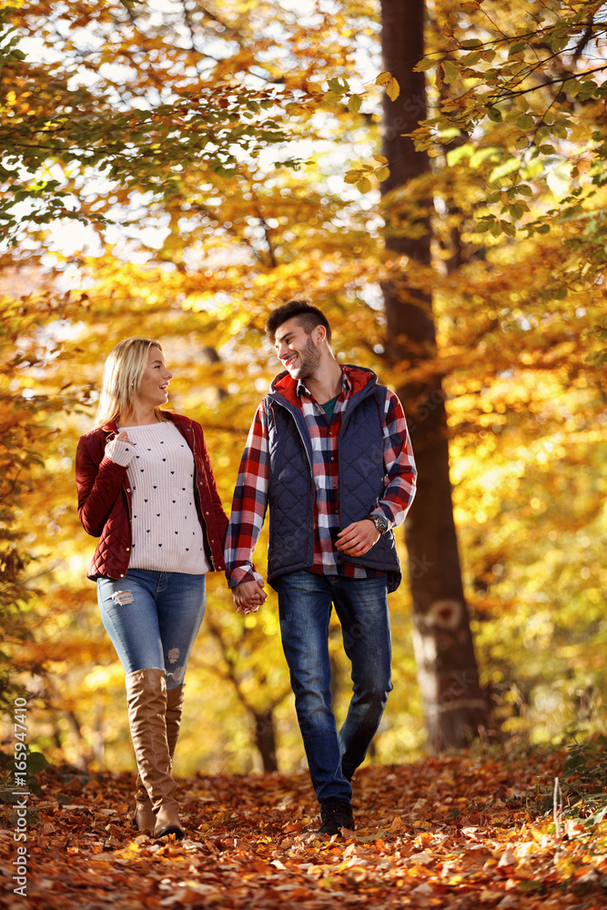 Lifestyle, happy couple in the park.