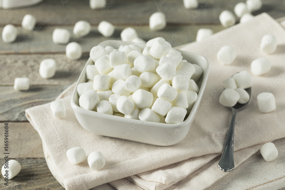 White Sweet Mini Marshmallows White Sweet Mini Marshmallows