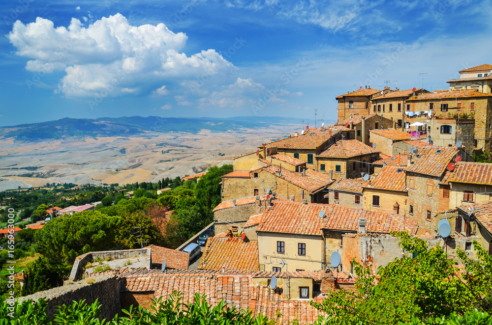 Obraz premium Wspaniały widok starego miasta w Volterra w Toskanii, Włochy 