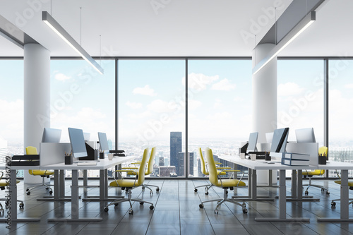 Loft downtown office interior © ImageFlow