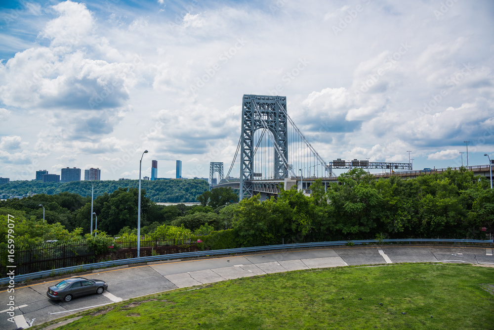 Fototapeta premium New York ,George Washington Bridge / アメリカ、New York とNew Jersey を結ぶGeorge Washington Bridge です。