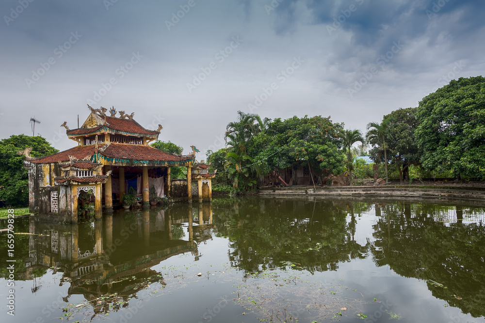 The ancient architecture of the Vietnamese village The ancient architecture of the Vietnamese village