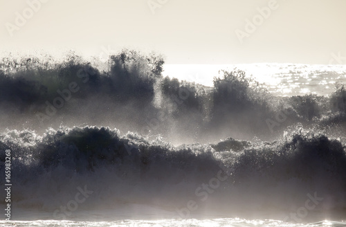 Crashing of Waves © Shaun