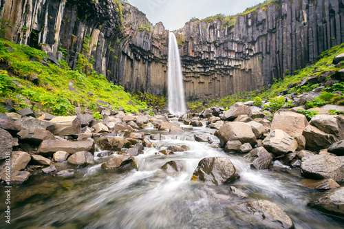 Island Svartifoss Wasserfall photo
