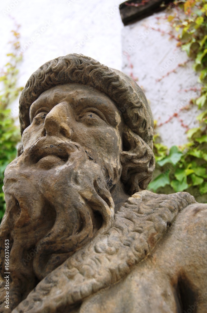 Nikolaus,statue, bildhauerei, kopf, gesicht, piter, alt, löwe, architektur, fontain, engel, buda, rom, alte figur, garten, steinfigur, sandstein, bildhauer, 200 jahre, schloss Nikolaus,statue, bildhauerei, kopf, gesicht, piter, alt, löwe, architektur, fontain, engel, buda, rom, alte figur, garten, steinfigur, sandstein, bildhauer, 200 jahre, schloss