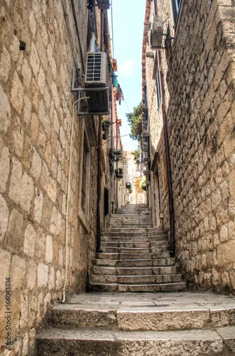 Obraz Typowe ulice ze schodami w Dubrowniku w Chorwacji