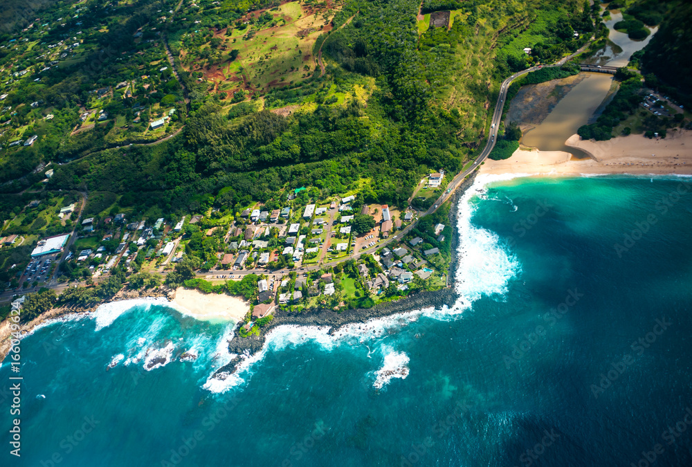 Flying over Oahu island, Hawaii 