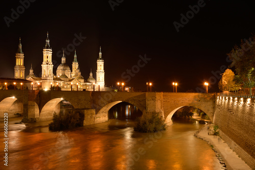 Cathedral of Our Lady of Pilar and the Stone bridge