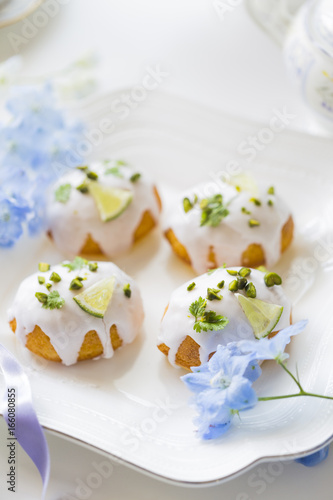 アイシングレモンケーキ © sasasarururu