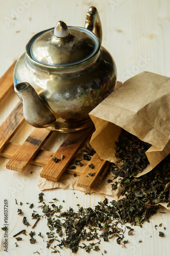 flower loose tea in paper kraftova package