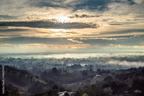 paisaje de neblina © Haz