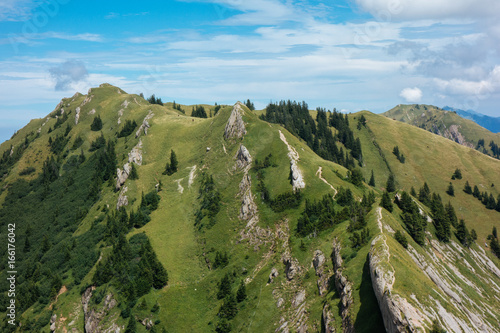 Wandern an einem Sonntag auf der Nagelfluhkette in den Allgäuer Aplen photo