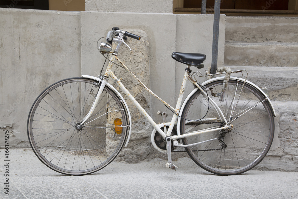 Old Bike in Street, Bologna