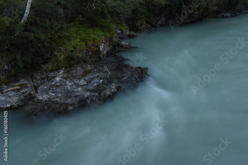 Isel, Fluss, Osttirol, Lienz, Iseltal, Wasser, fließen, Wellen, Strudel, Schaum, spritzen, Leben, Wald, Ufer, Stein photo