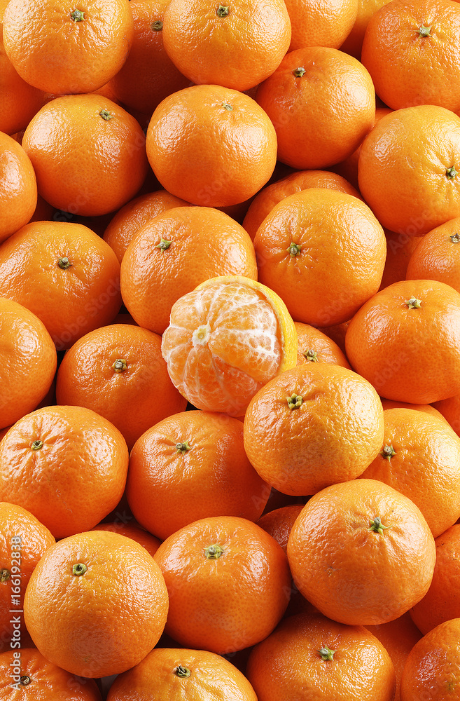 a lot of tangerines