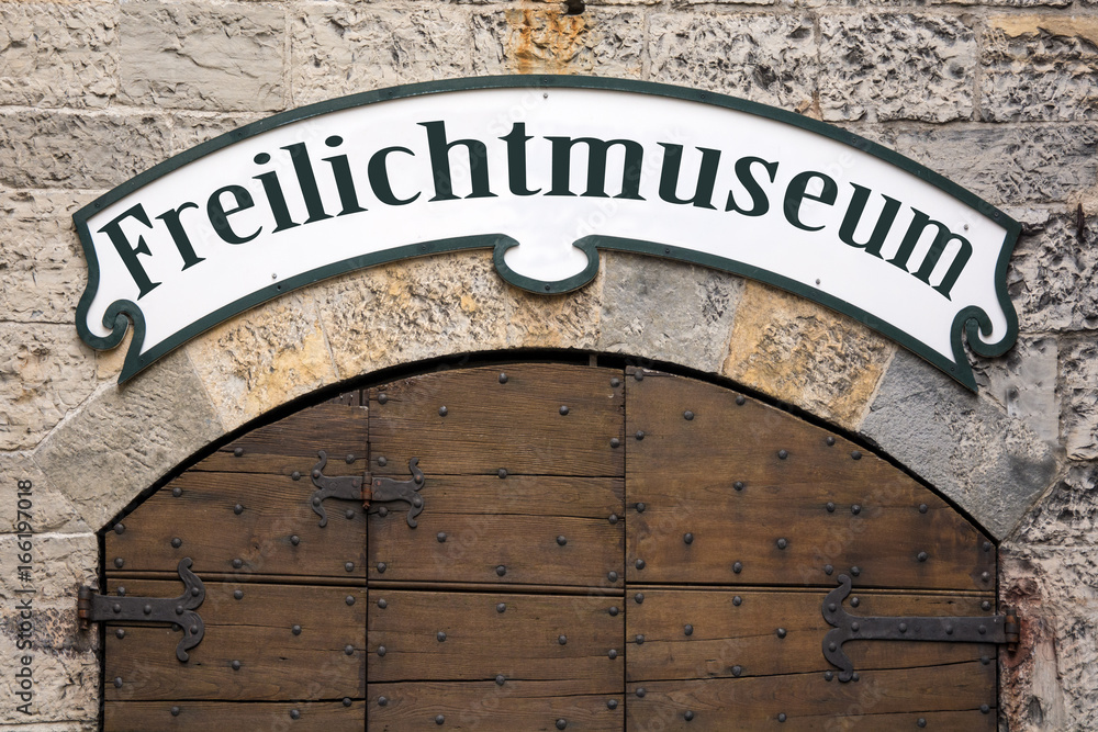 Schild 245 - Freilichtmuseum - obrazy, fototapety, plakaty 