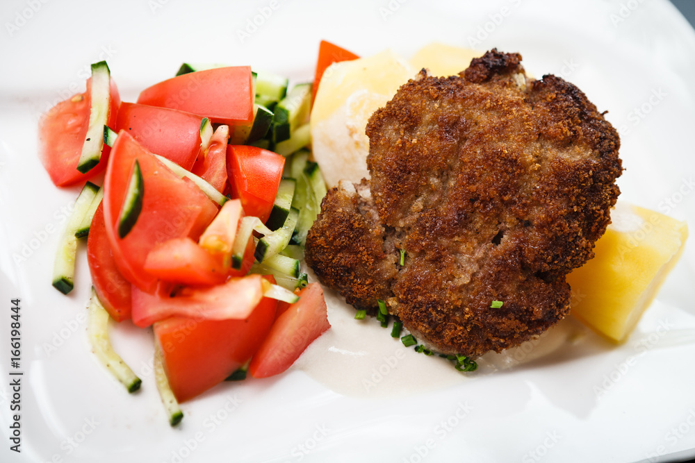 Cutlet with vegetables Cutlet with vegetables