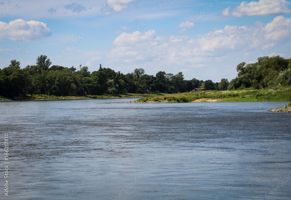 Elbe von Flussmitte, Landschaft, Natur