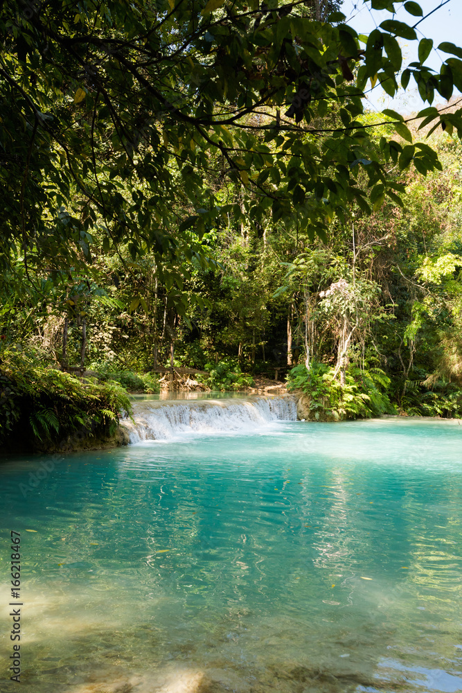 Naklejka premium Kuang Si waterfall Luang Prabang