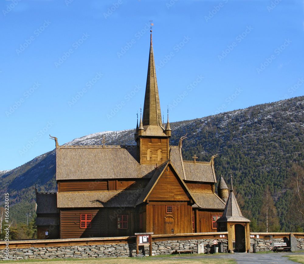  Eglise en bois