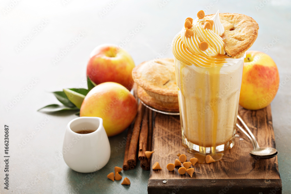 Apple pie milkshake with caramel syrup Apple pie milkshake with caramel syrup