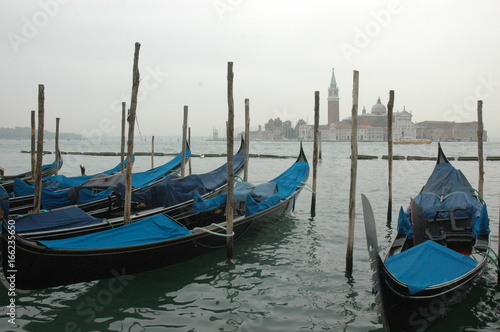 Gondola's in Venice © Daan