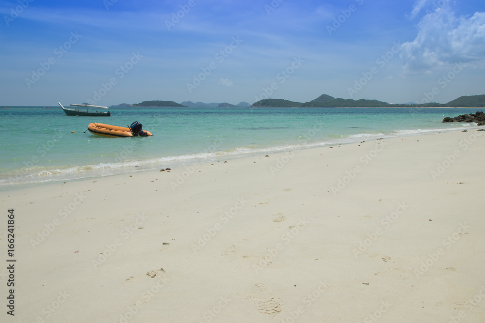 Beautiful beach in the samae san island