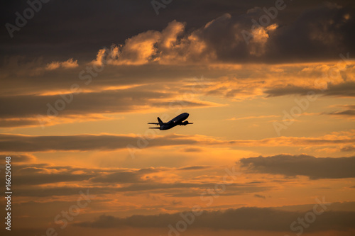 Airplane taking off © robertdering