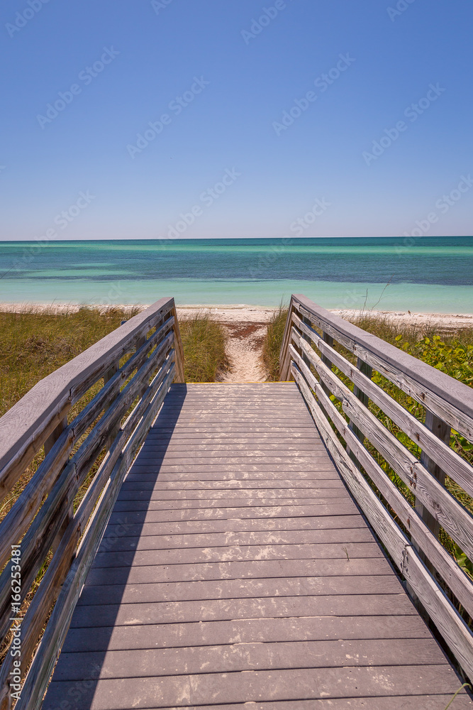 Wooden Pier in Bahia Honda State Park. Exposure done in theis beautiful island of the Keys, USA.. Wooden Pier in Bahia Honda State Park. Exposure done in theis beautiful island of the Keys, USA..