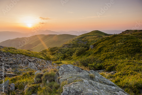 Fototapeta Naklejka Na Ścianę i Meble -  Sunset in the mountains