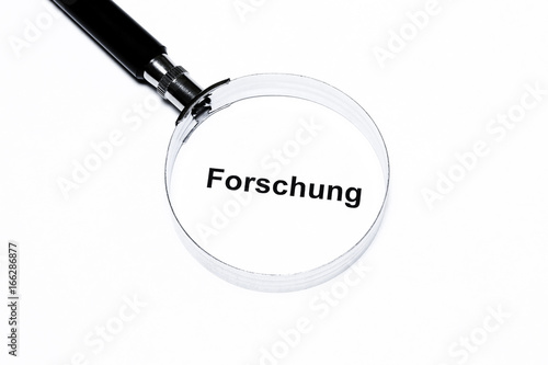 Foto Forschung unter der Lupe