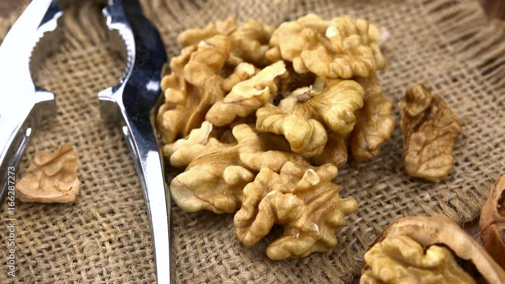 Rotating Walnuts (not loopable; 4K) Rotating Walnuts (not loopable; 4K)