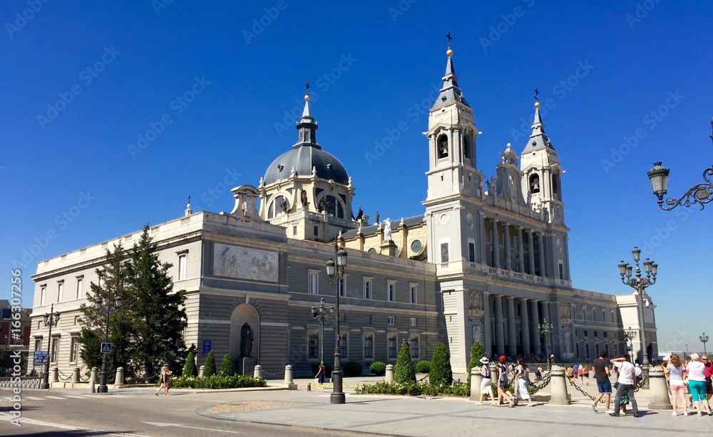 Almudena Cathedral in Madrid, Spain, perspective of the main entrance. 