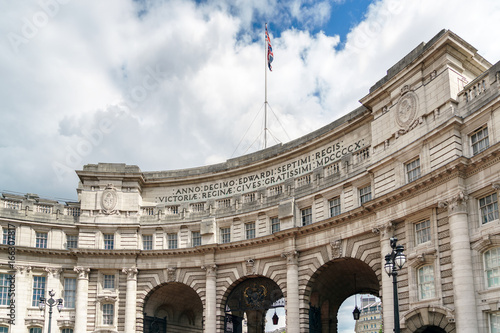 Φωτογραφία LONDON - JULY 30 : Admiralty Arch in the Mall London on July 30, 2017