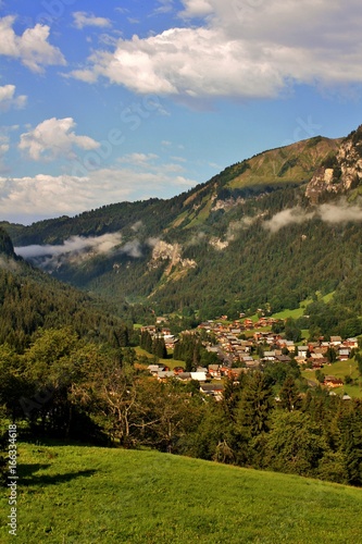 montagne de haute Savoie  Chatel