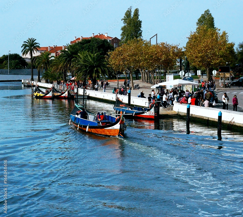 Canoas gondolas en Aveiro, Portugal