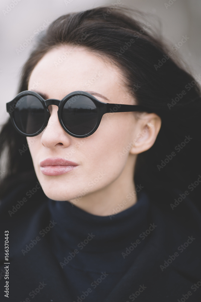 trendy woman . trendy woman .