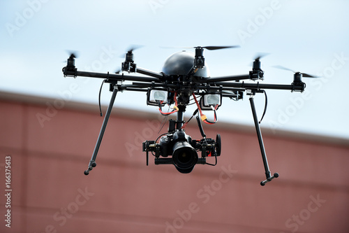 Drone mit Foto Kamera