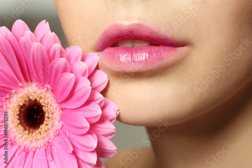 Young woman with beautiful ...