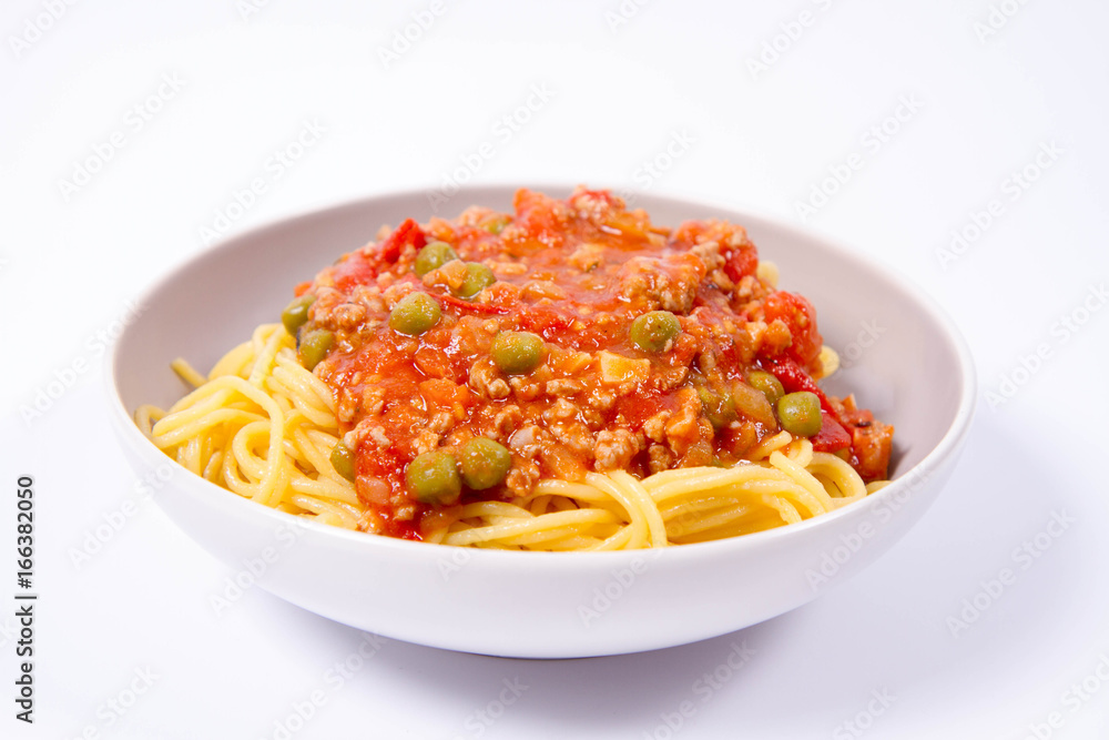 Gluten-free Spaghetti bolognese with pea (corn and rice pasta) Gluten-free Spaghetti bolognese with pea (corn and rice pasta)