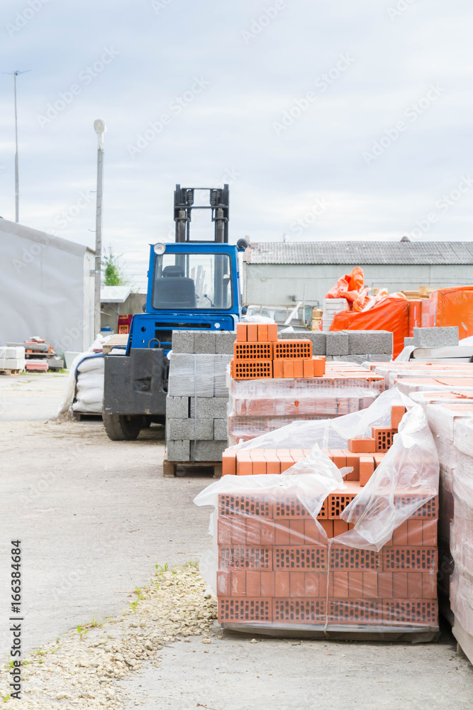 Open base construction with building materials Open base construction with building materials